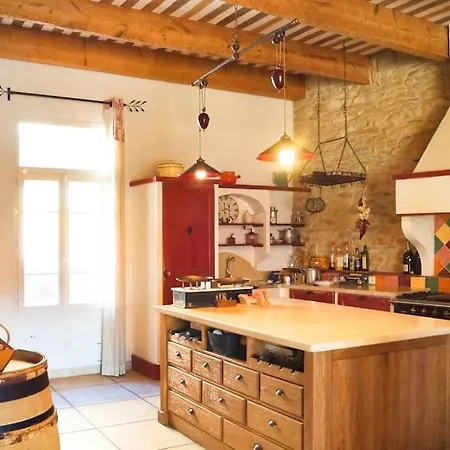 Maison Vigneronne * Vergeze