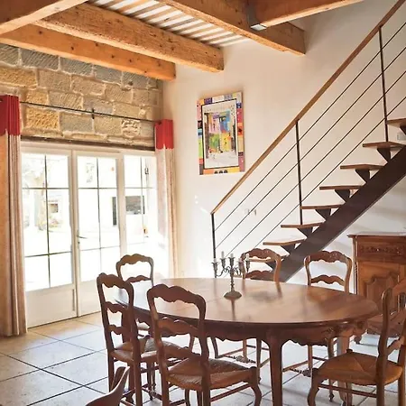 Holiday home Maison Vigneronne *