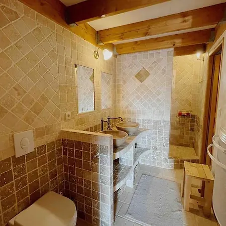 Maison Vigneronne Сasa de vacaciones Vergèze